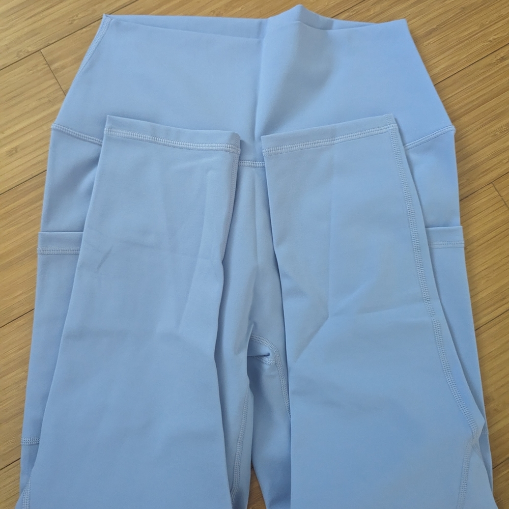 CVG Versatile Leggings - Size Small - Capri